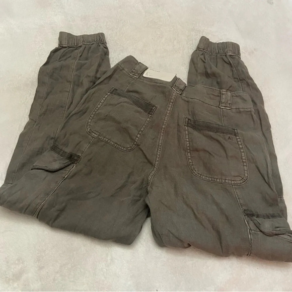 New! American Eagle super hi-rise cargo joggers pants 28640 - Picture 4 of 8